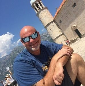 Meet your Posher, Gary